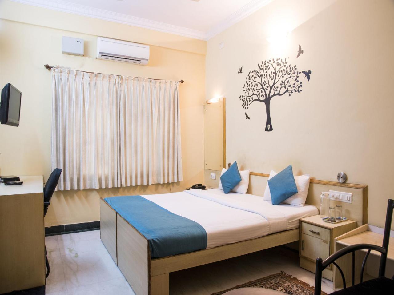 Oyo 4606 Hotel Maple Green Suites Bangalore Exterior photo